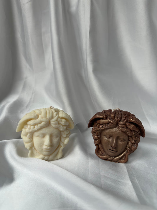Medusa Noir – Petite Sculptural Candle